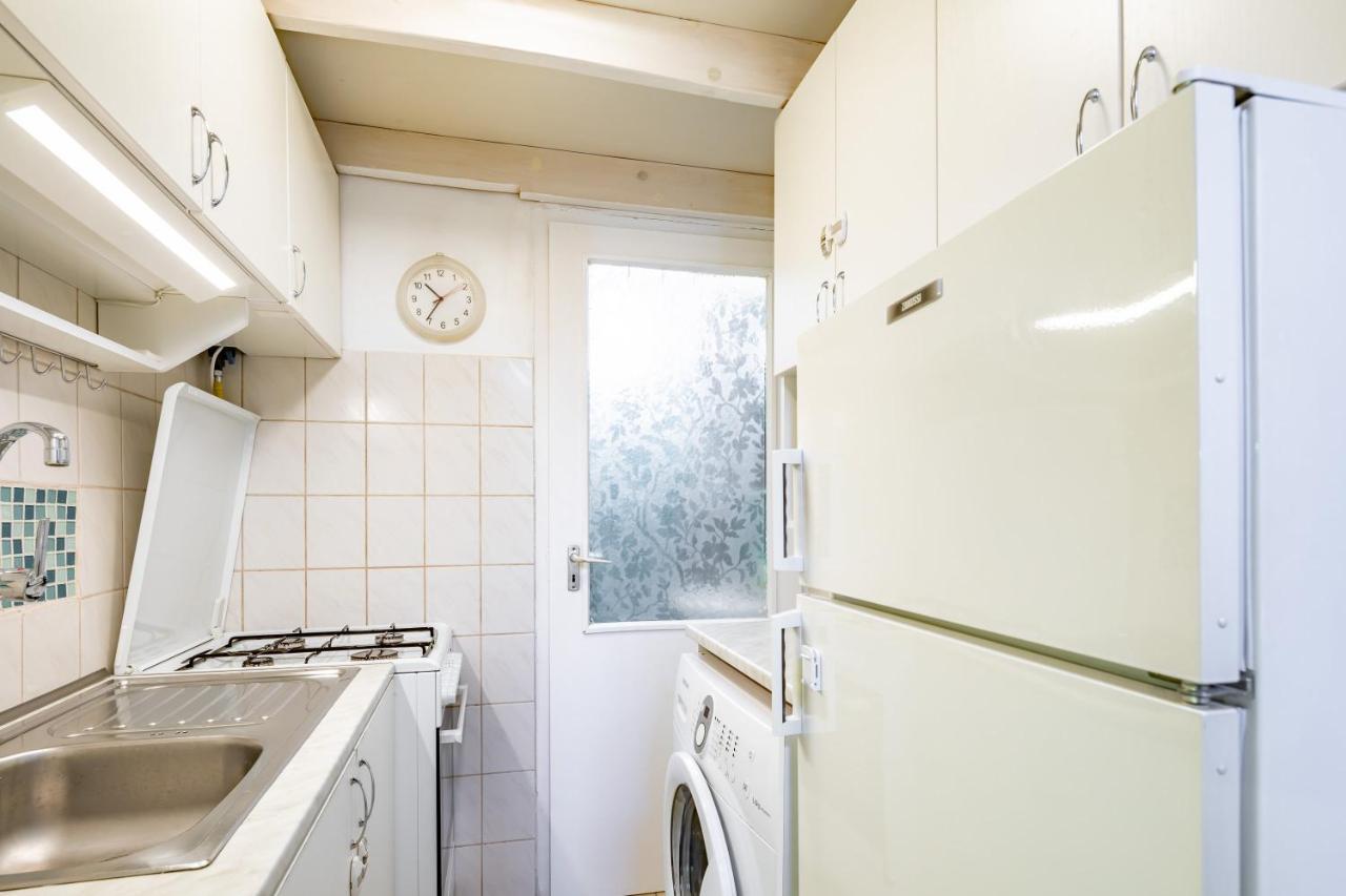 בודפשט Cute Little Apartment Next To Margaret Island מראה חיצוני תמונה